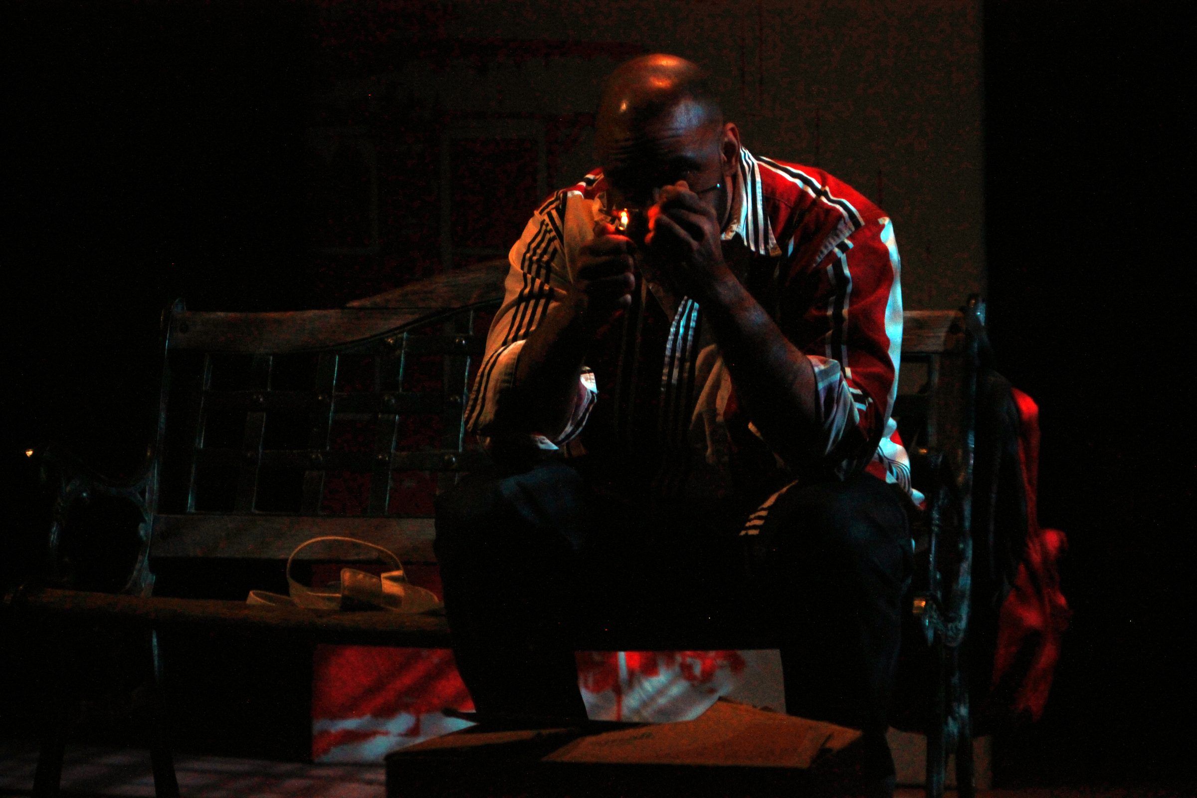 Jelani Julyus on stage in Tad in 5th City